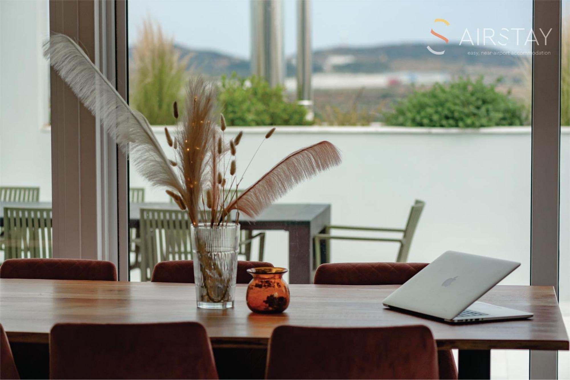 Akali Apartment Airport By Airstay Spáta Zewnętrze zdjęcie