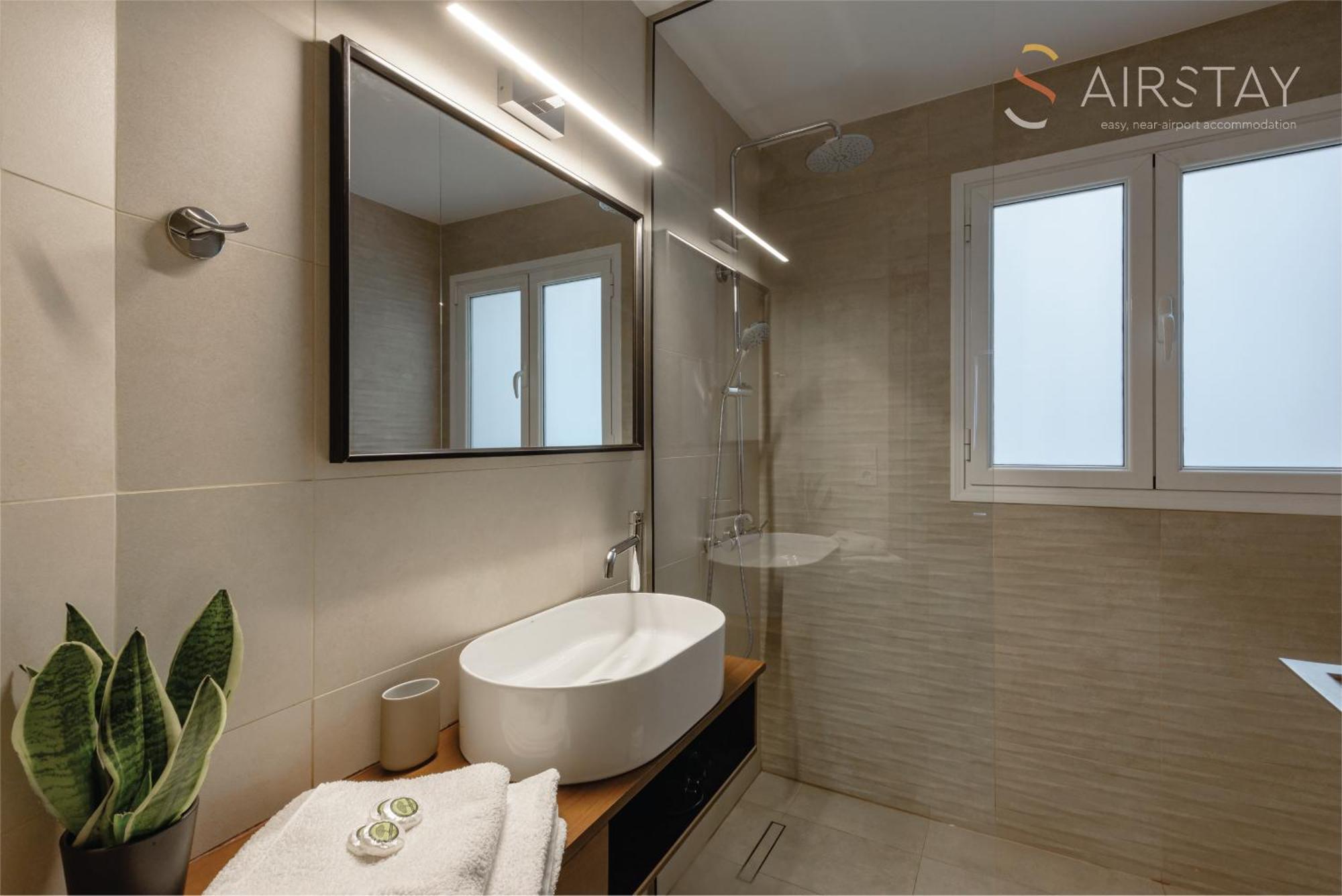 Akali Apartment Airport By Airstay Spáta Zewnętrze zdjęcie